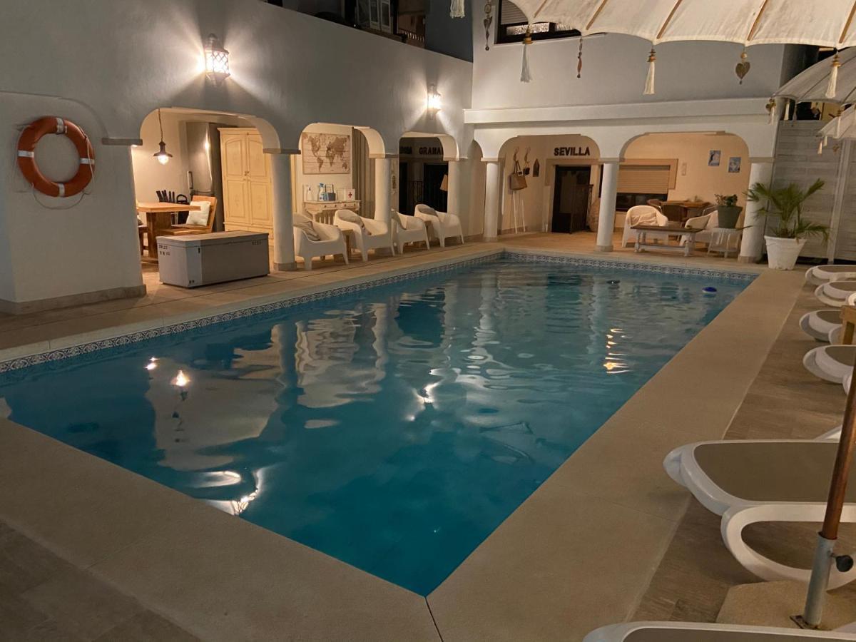 Casa Holandaluzas Marbella Near Beach, With Salt Water Pool And Private Parking Eksteriør bilde