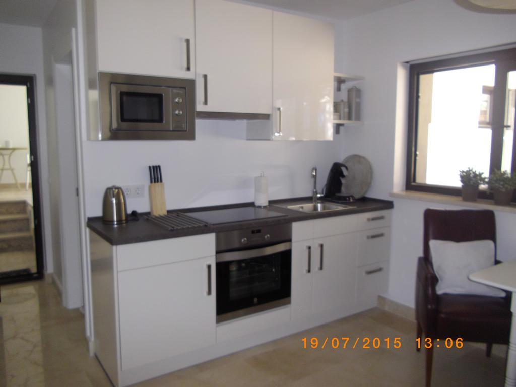 Casa Holandaluzas Marbella Near Beach, With Salt Water Pool And Private Parking Eksteriør bilde